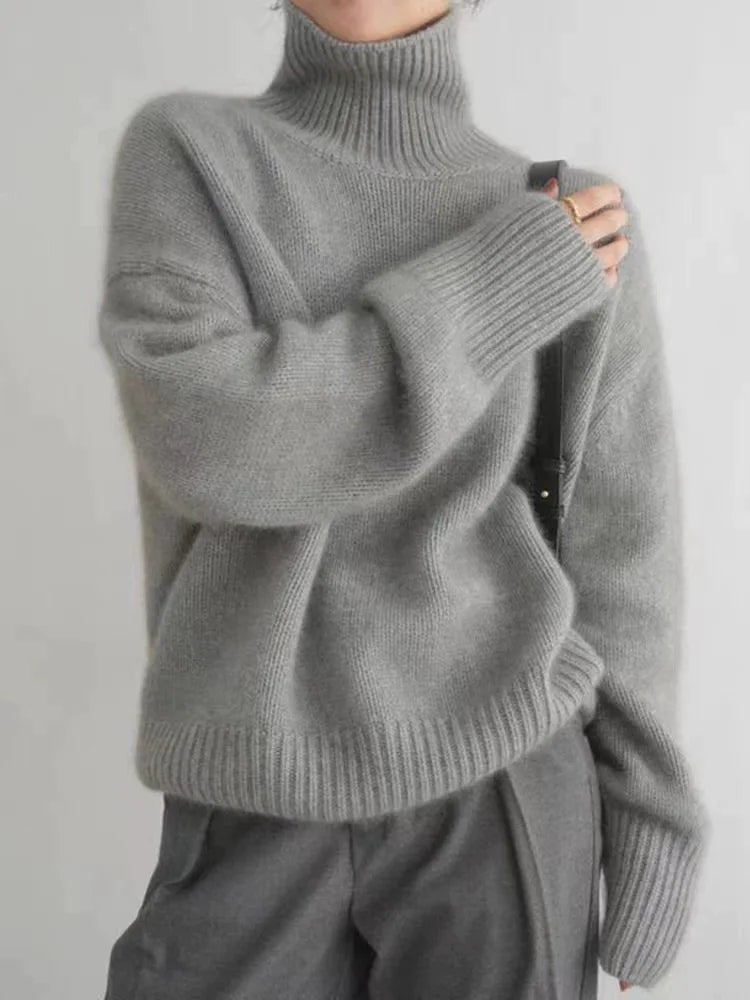 Milena - Comfortable knit turtleneck sweater