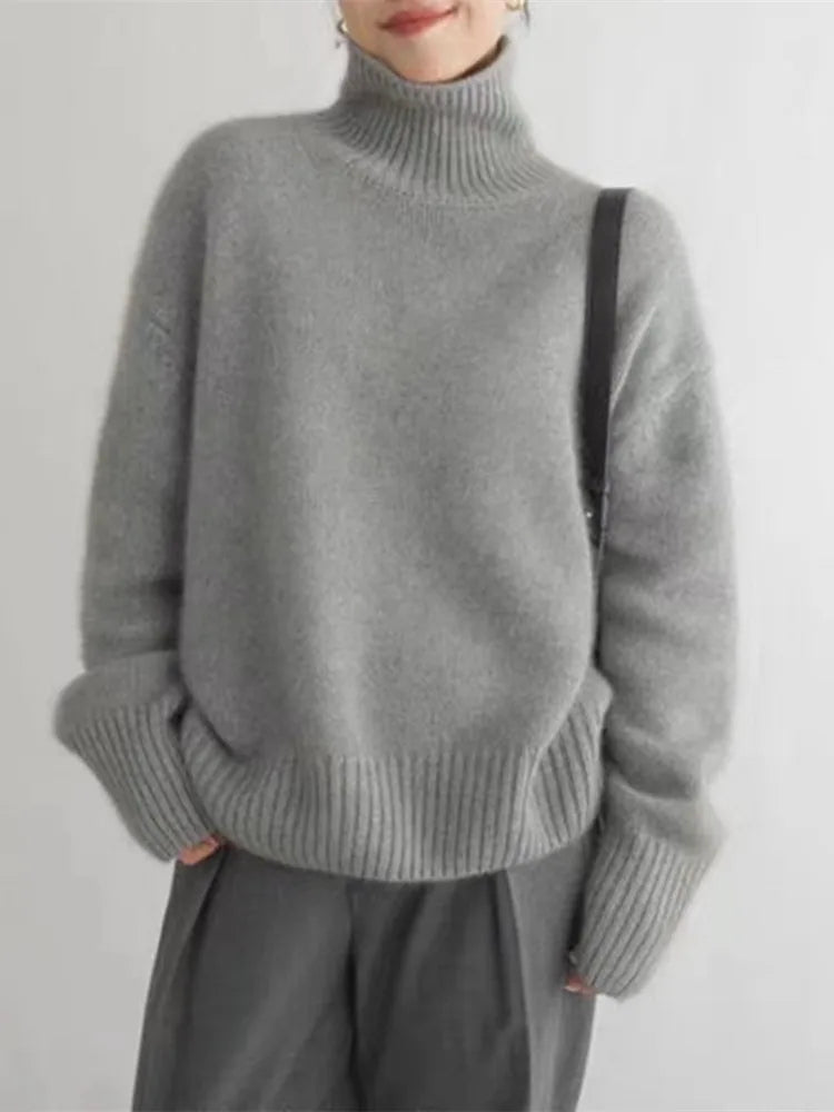 Victoria | Soft Turtleneck Sweater