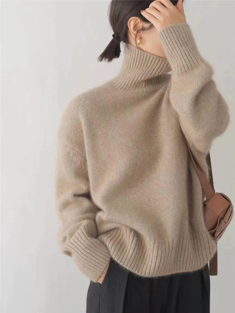 Victoria | Soft Turtleneck Sweater