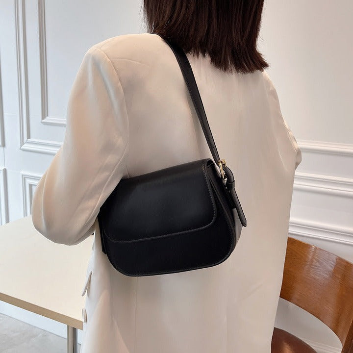 Mirabella® | Classic Saddle | Crossbody Bag