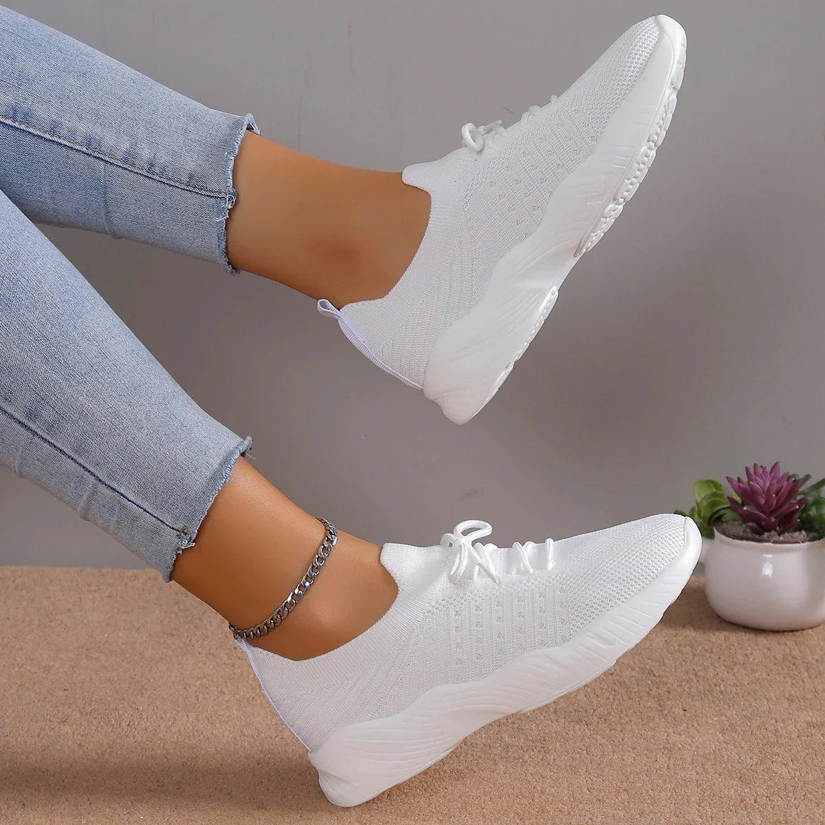 Laira™ - Stylish Breathable Sneakers