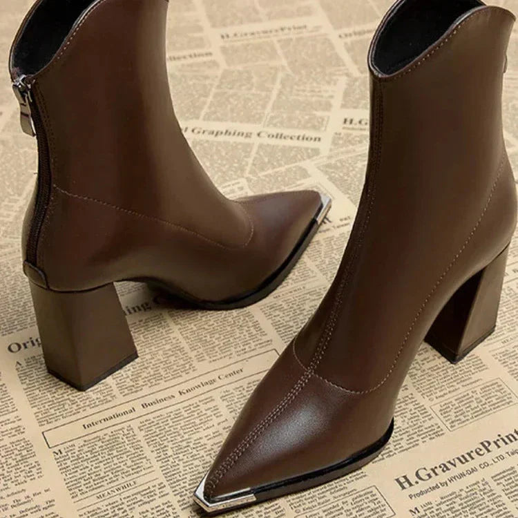 Felice™ - Sleek Pointed Toe Ankle Boots