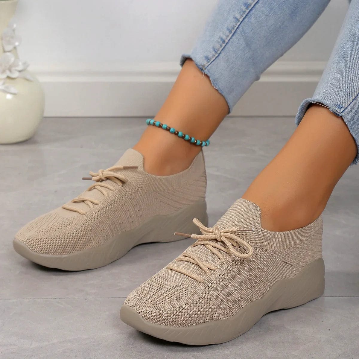 Laira™ - Stylish Breathable Sneakers