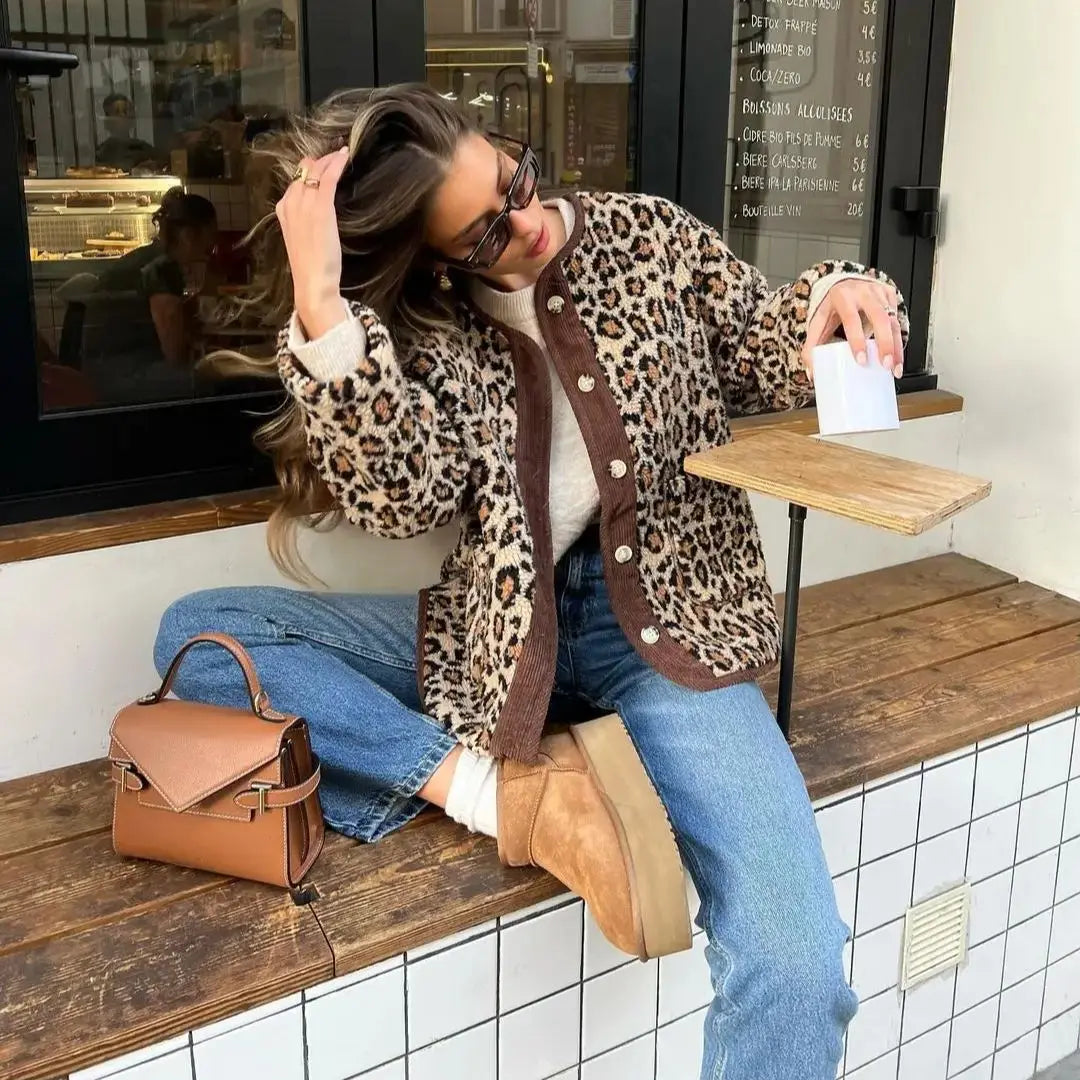 Vivian - Stylish Leopard Cardigan