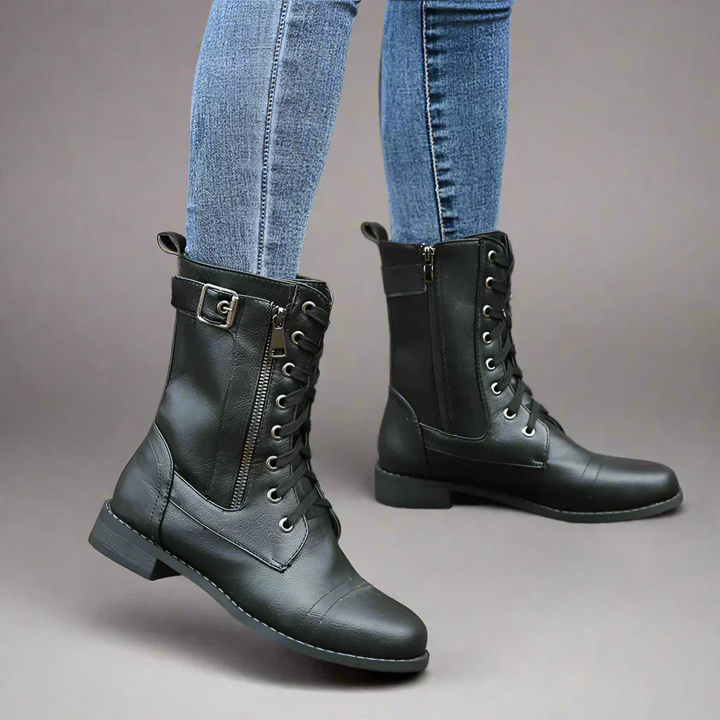 Everly | Timeless lace-up boots